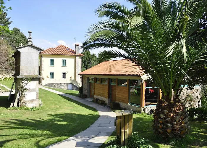 Alvarella 2* Villarmayor (Galicia)