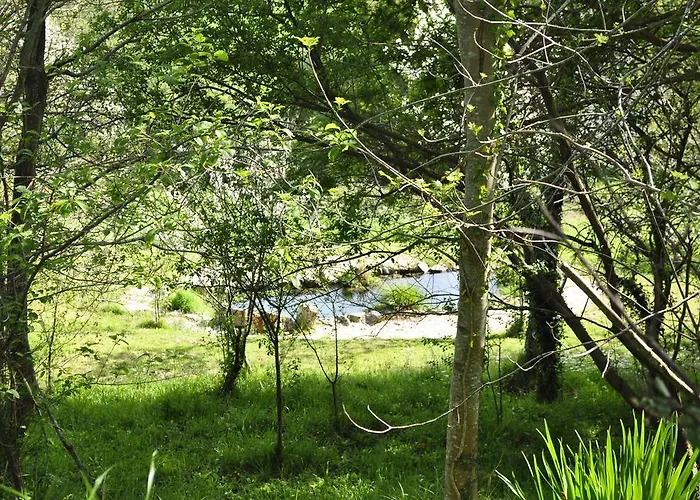 Alvarella 2* Villarmayor (Galicia)