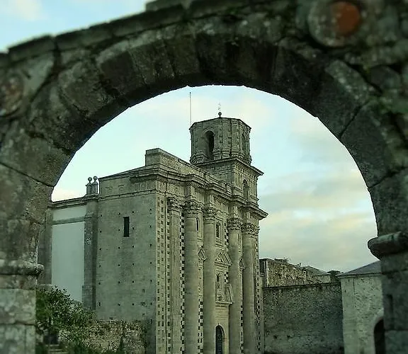 Alvarella 2* Villarmayor